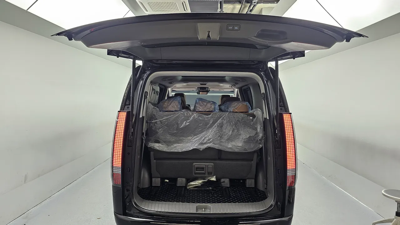 Hyundai Staria — miniaturë 28