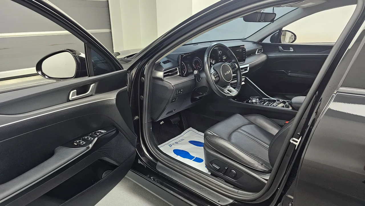 Kia K5 — miniaturë 11