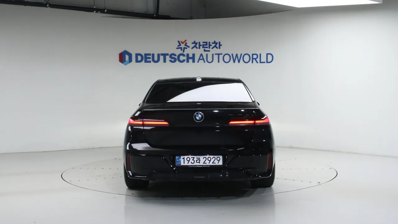 BMW 7er — miniaturë 22