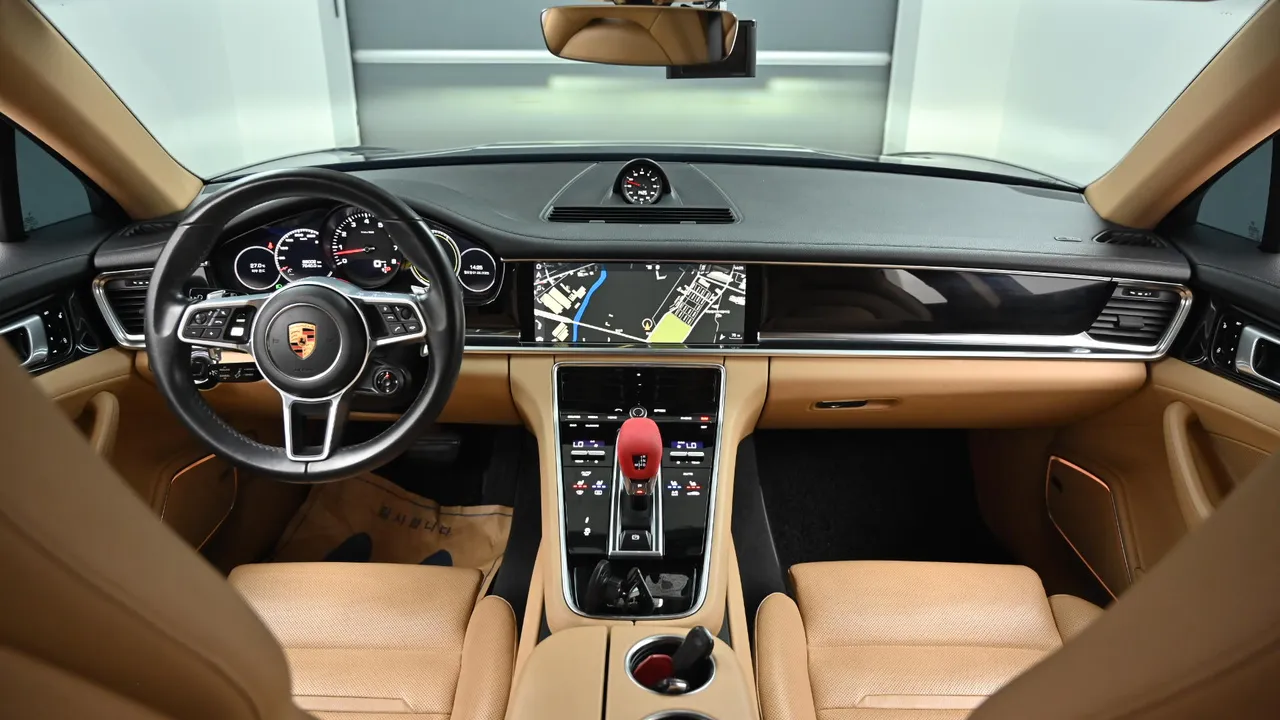 Porsche Panamera (971) 3.0 AWD