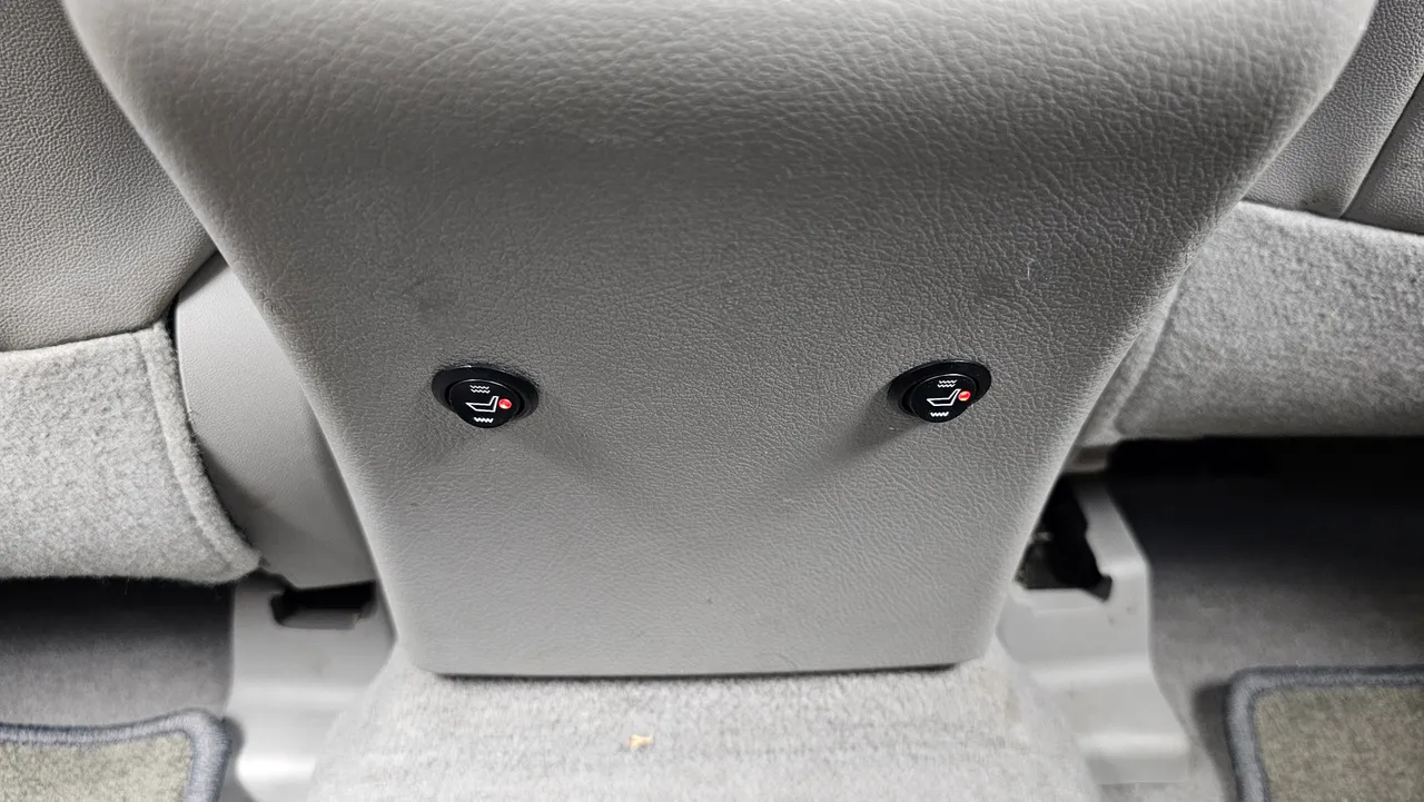 Toyota Camry — miniaturë 16