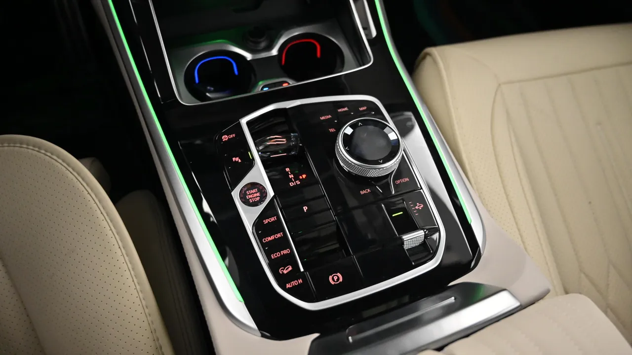 BMW X5 — miniaturë 9