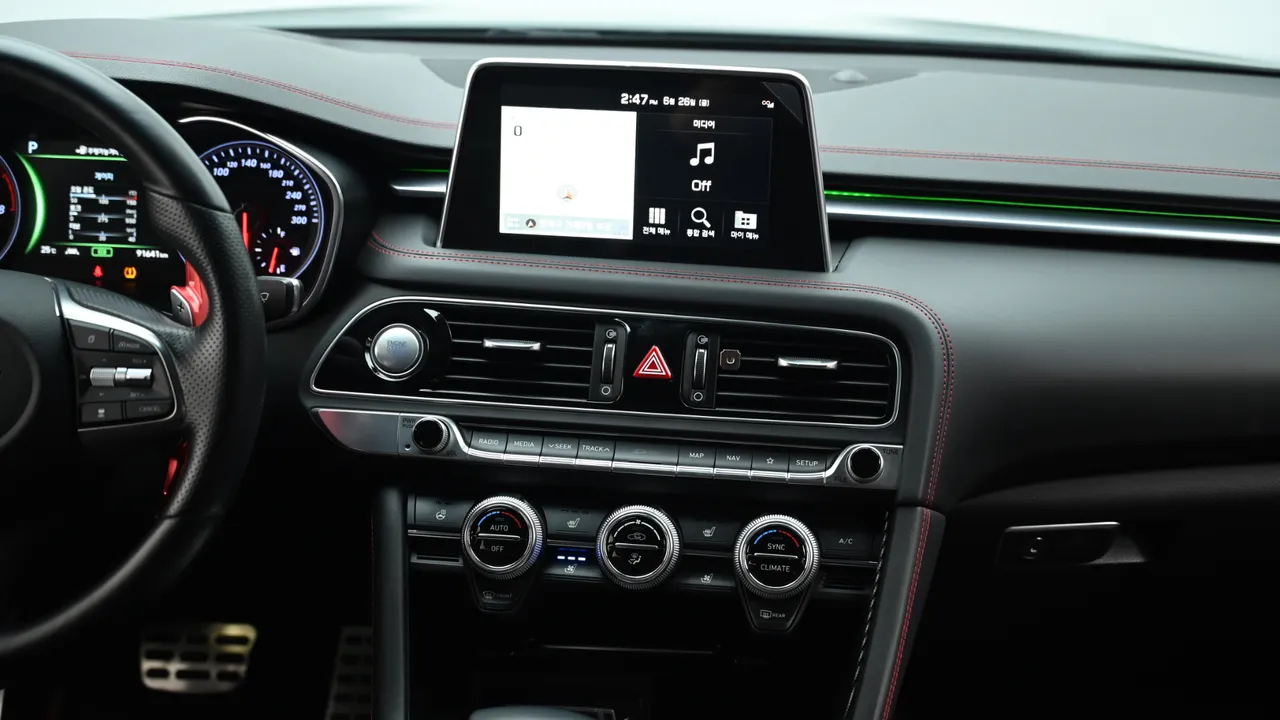 Genesis G70 — miniaturë 14