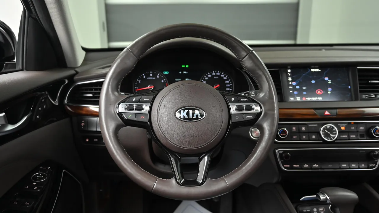 Kia K7 — miniaturë 13