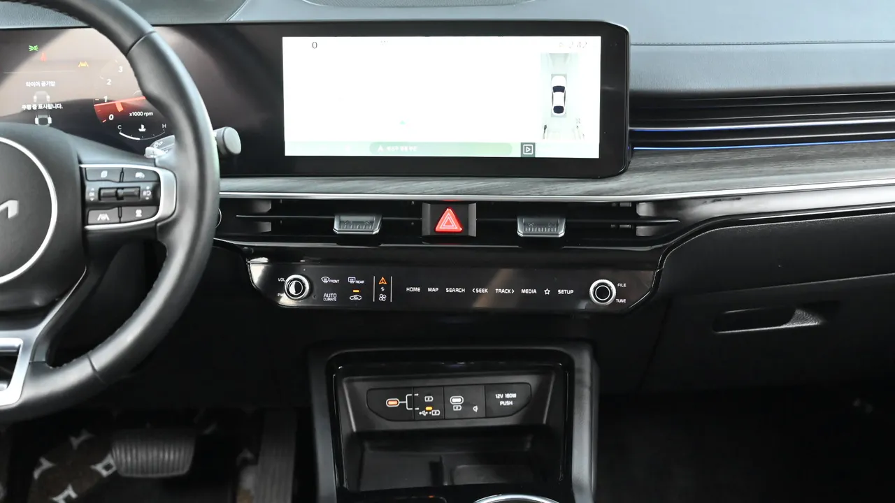 Kia K5 — miniaturë 14