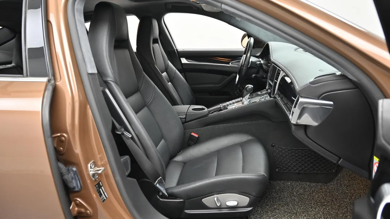 Porsche Panamera (970) 4.8 S