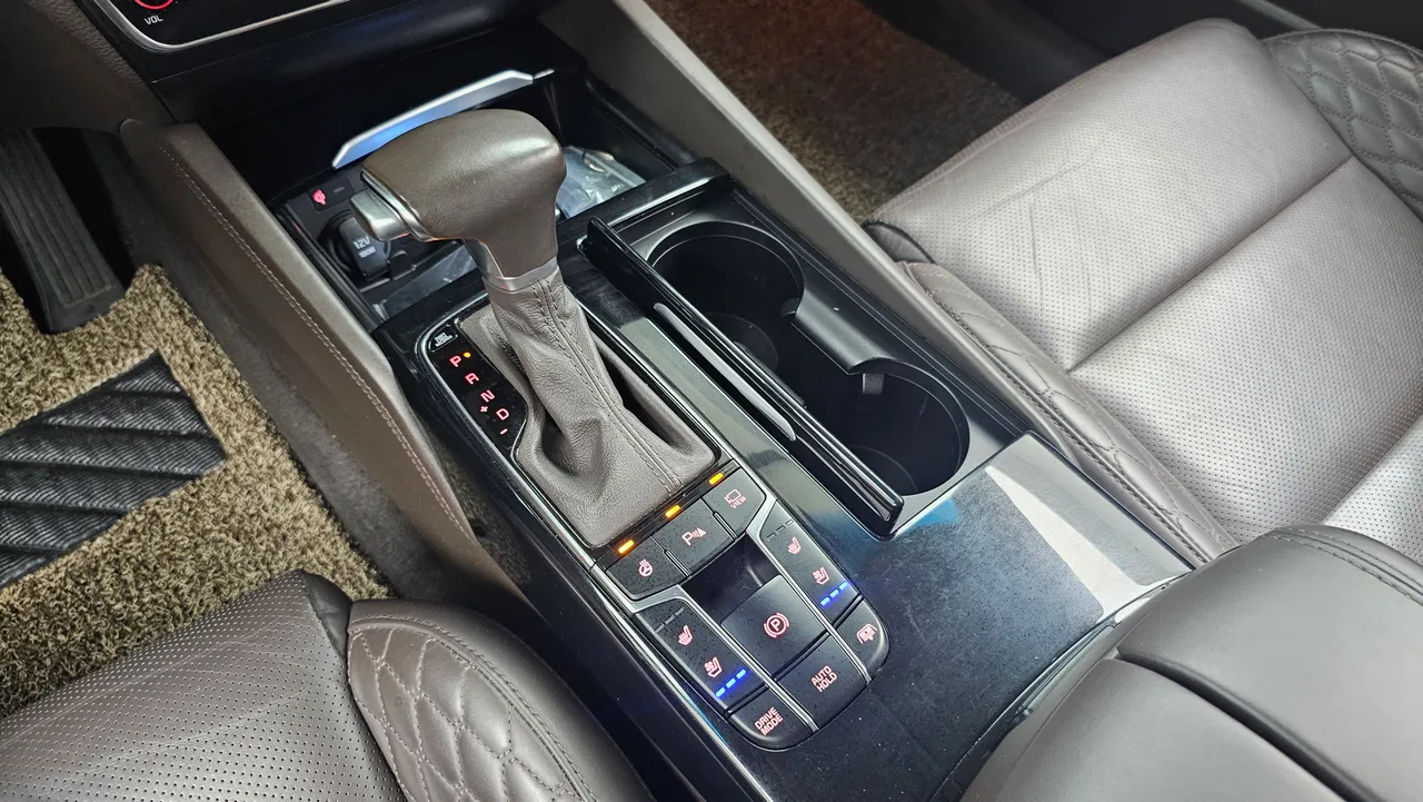 Kia K7 — miniaturë 9