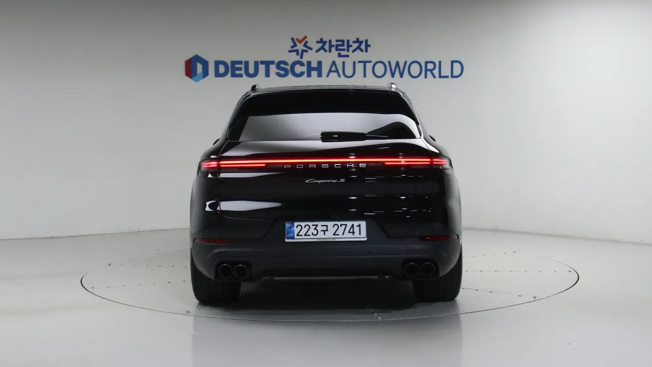 Porsche Cayenne — miniaturë 4