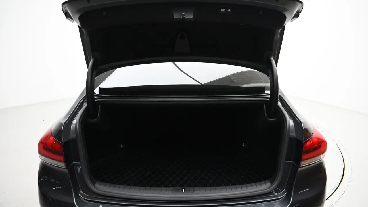 Genesis G80 — miniaturë 20