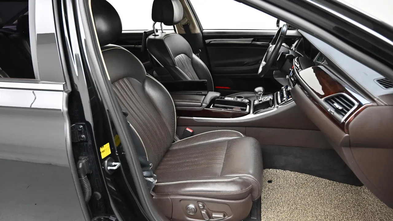 Genesis G90 — miniaturë 10