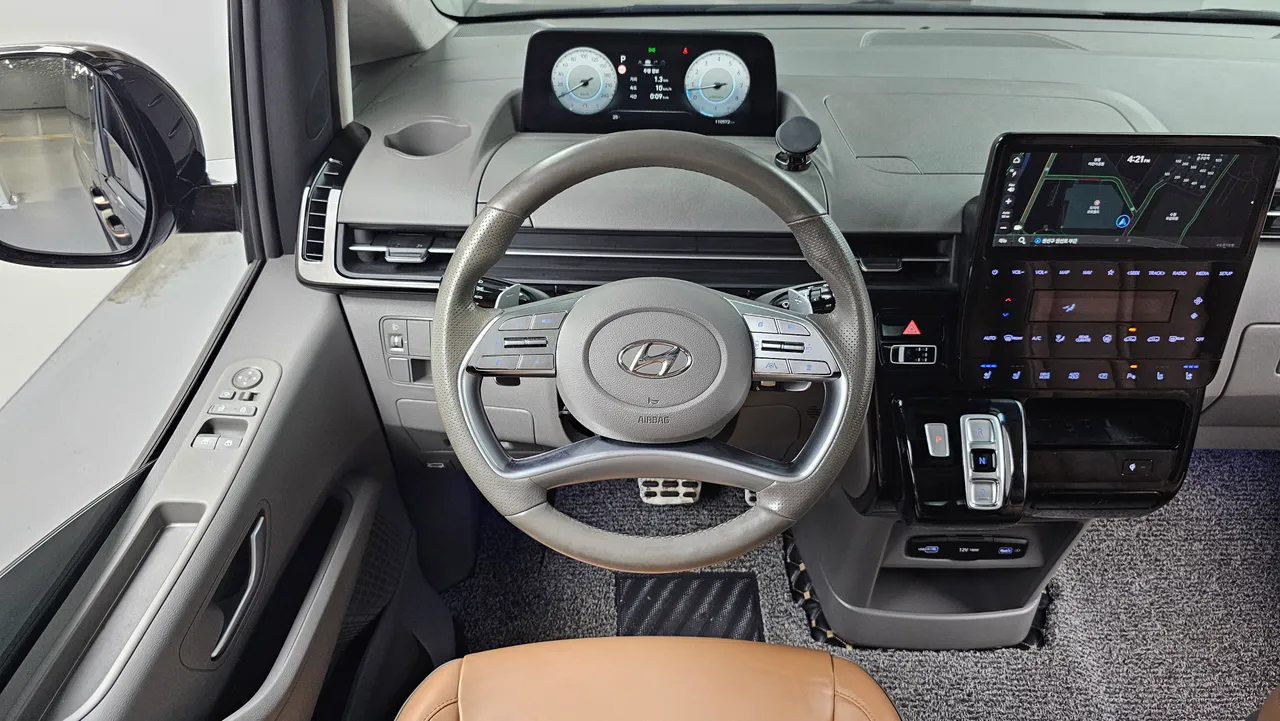 Hyundai Staria — miniaturë 22