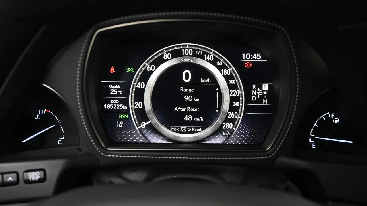 Lexus LS — miniaturë 8