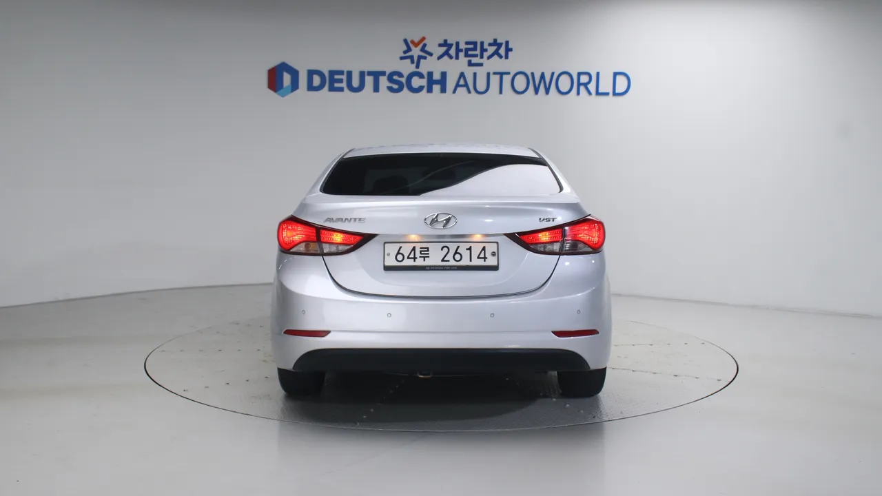 Hyundai Avante — miniaturë 4
