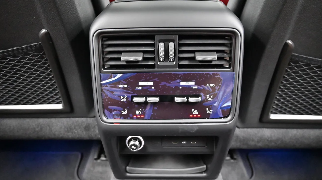 Porsche Cayenne — miniaturë 16