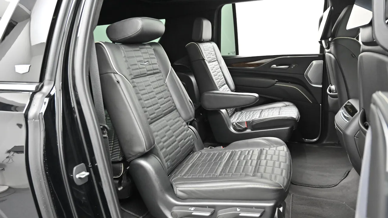 Cadillac Escalade — miniaturë 21