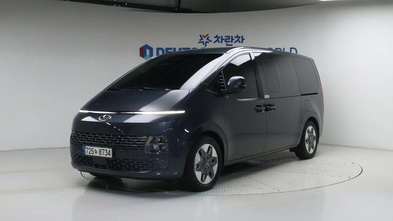 Hyundai Staria LPG 3.5 2WD 투어러 11인승 모던 — foto 1
