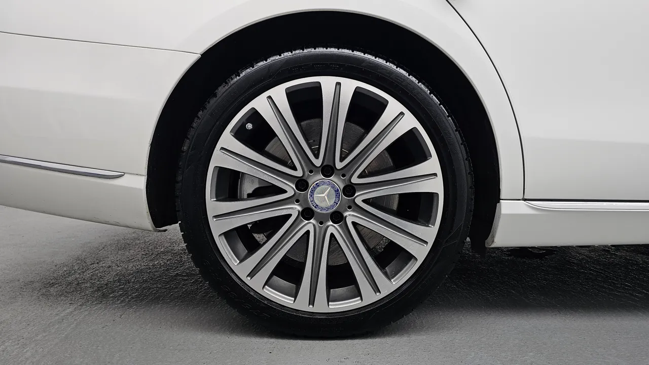 Mercedes-Benz E-klasse — miniaturë 5