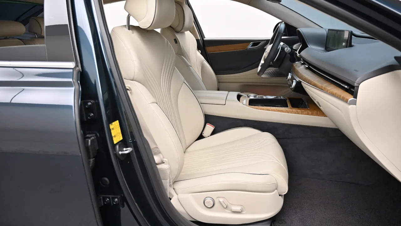 Genesis G80 — miniaturë 10