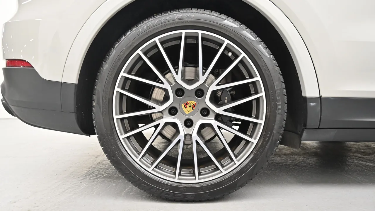 Porsche Cayenne — miniaturë 5