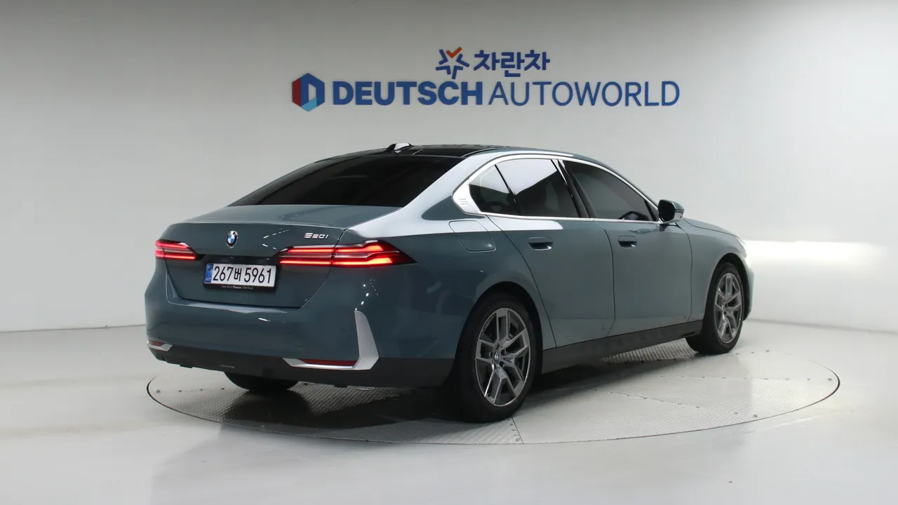 BMW 5er — miniaturë 2