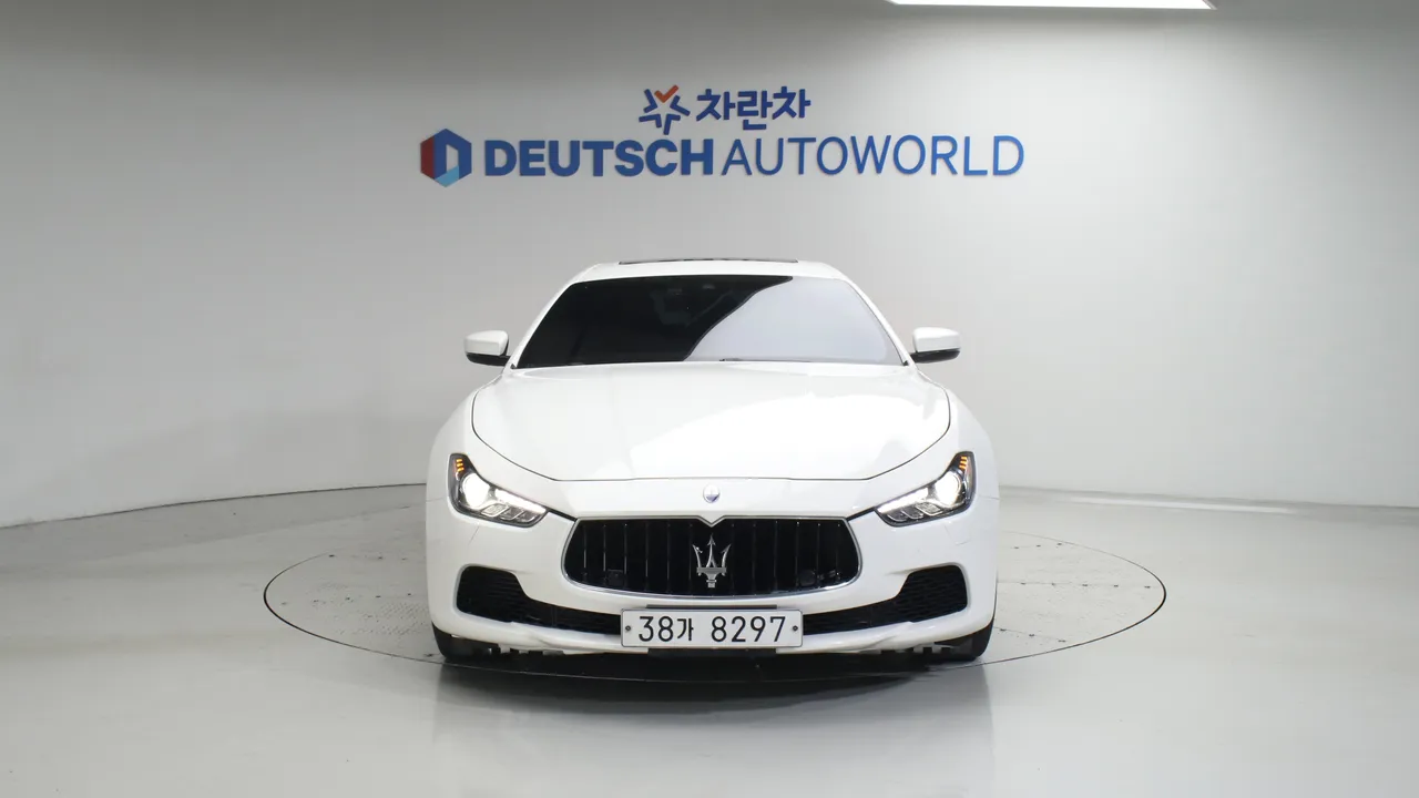 Maserati Ghibli — miniaturë 3