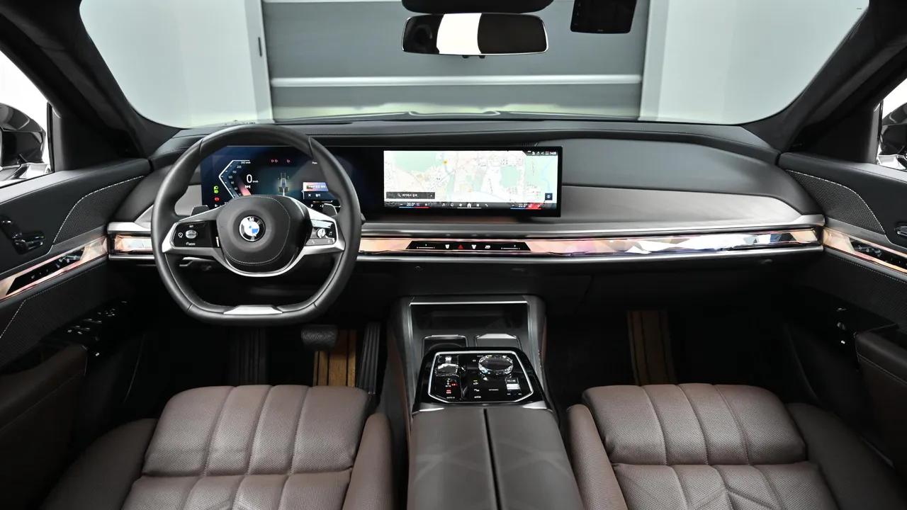 BMW 7er — miniaturë 23