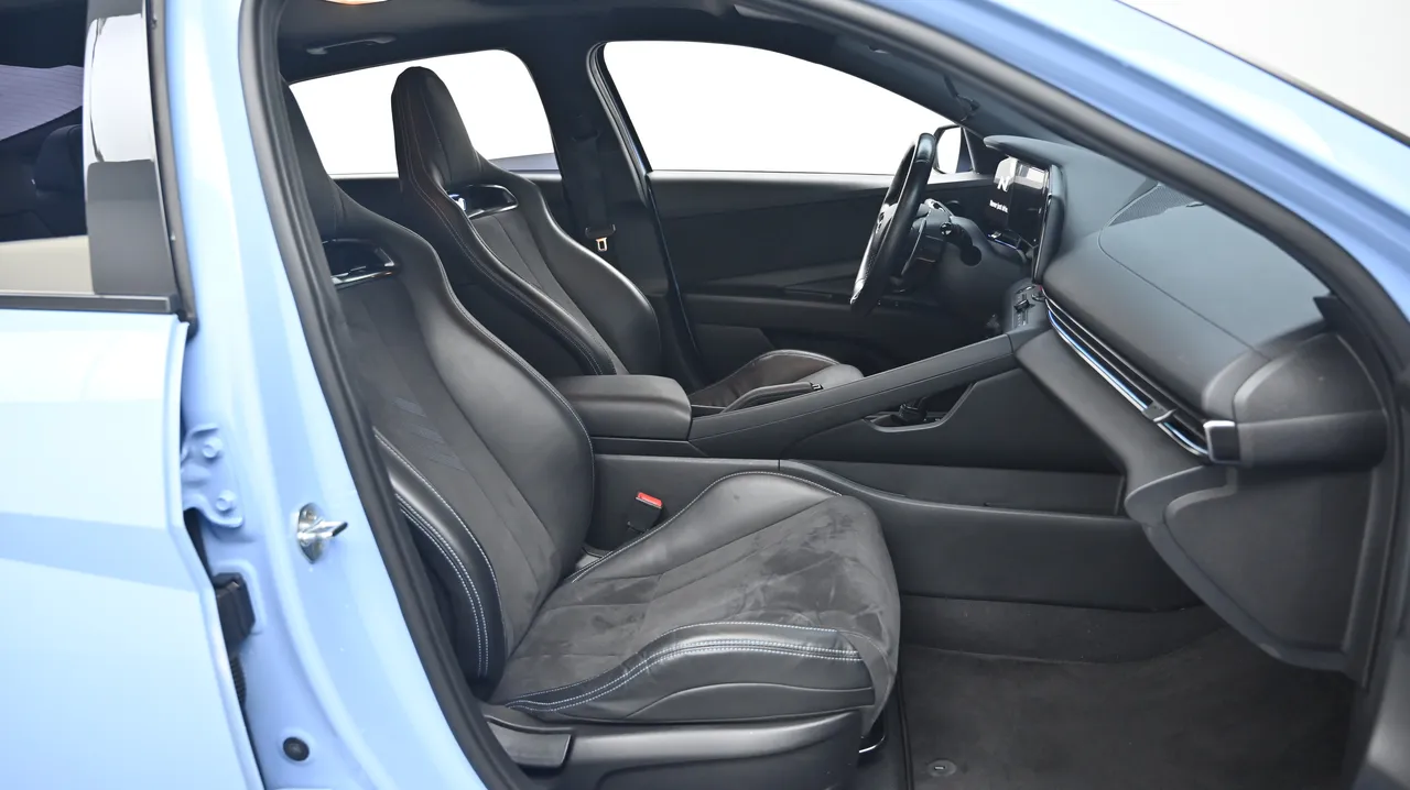 Hyundai Avante — miniaturë 10