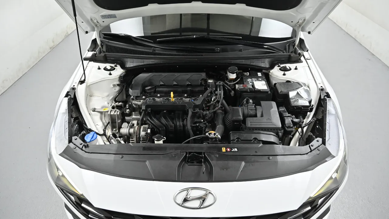 Hyundai Avante — miniaturë 6