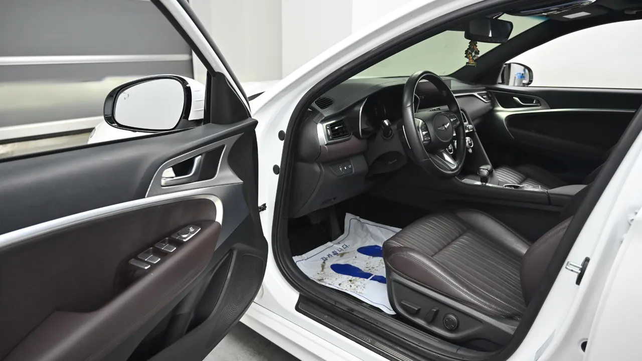 Genesis G70 — miniaturë 11