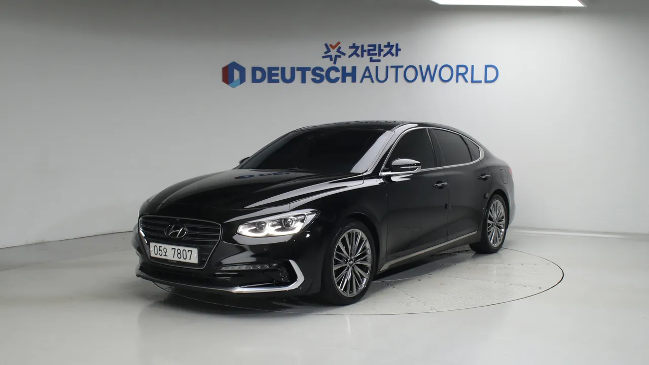 Hyundai Grandeur 3.0 익스클루시브 세부등급 없음 — foto 1