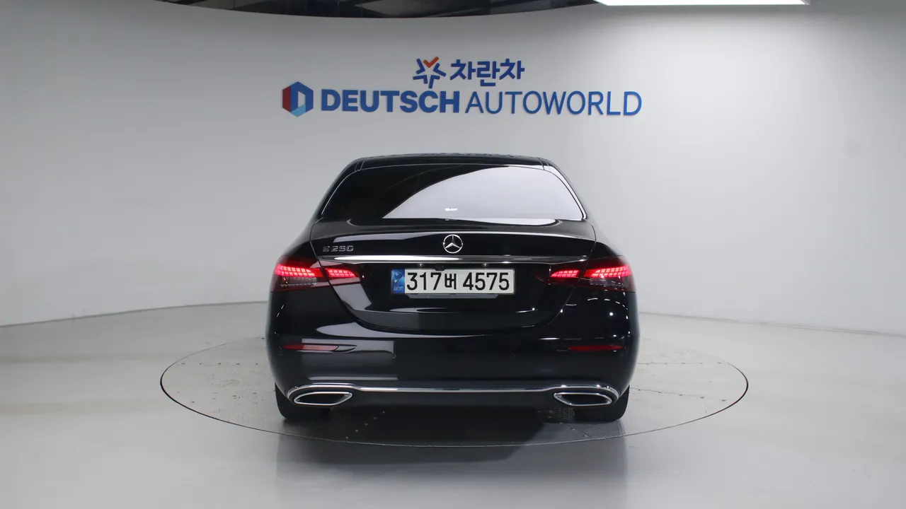 Mercedes-Benz E-klasse — miniaturë 4