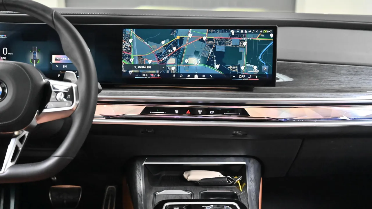 BMW 7er — miniaturë 14
