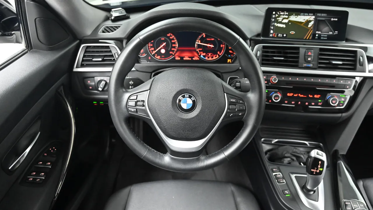 BMW 3er — miniaturë 13