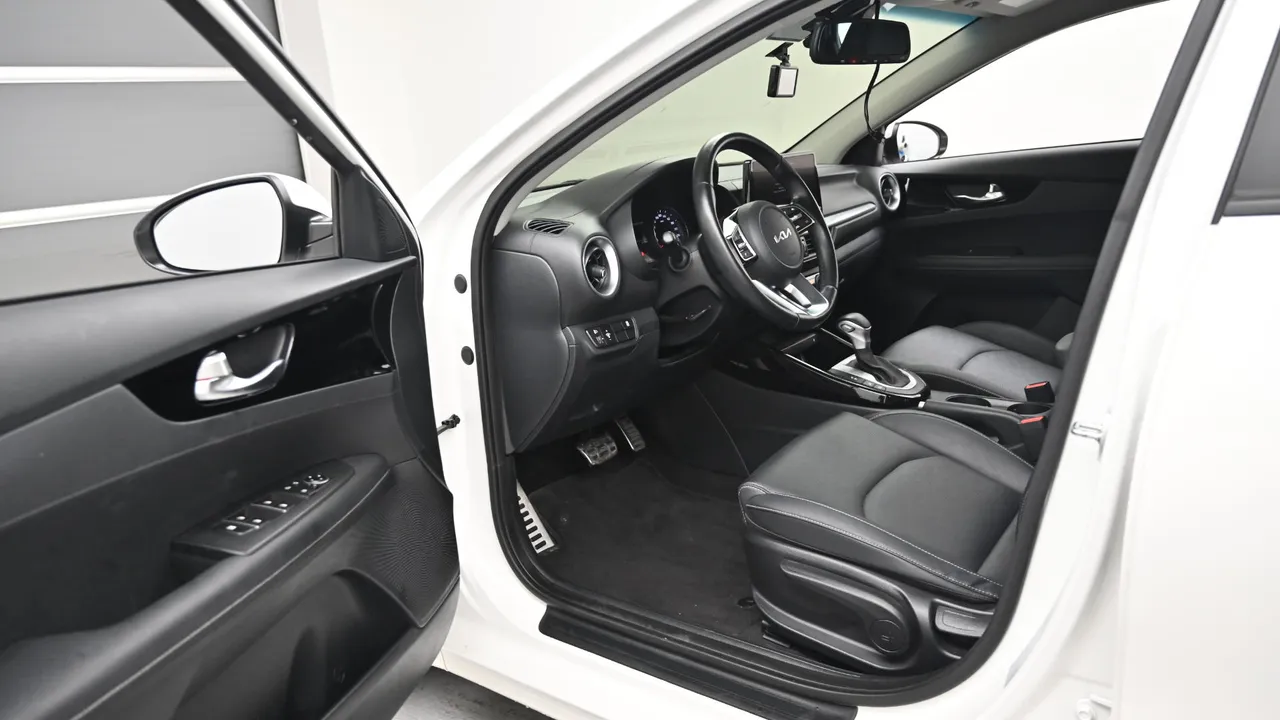 Kia K3 — miniaturë 11