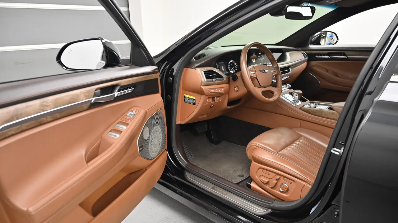 Genesis G90 — miniaturë 11