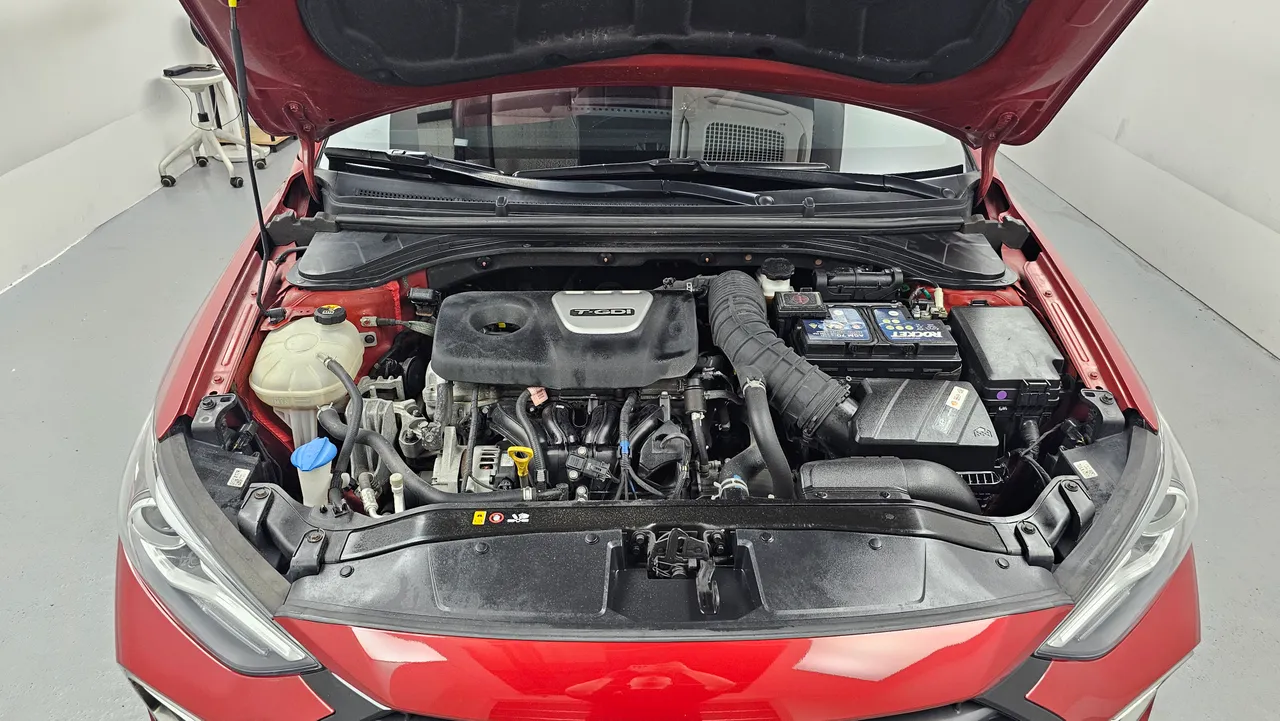 Hyundai Avante — miniaturë 6