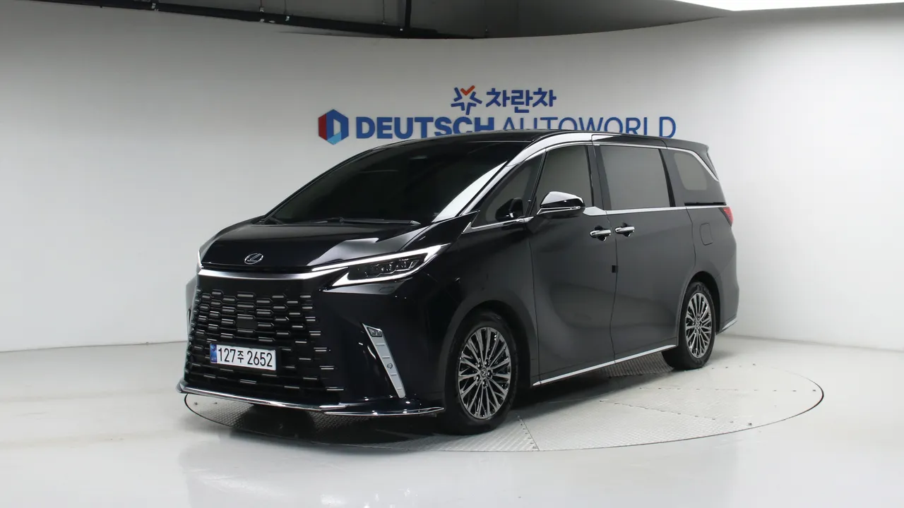 Lexus LM 500h 이그제큐티브 — foto 1