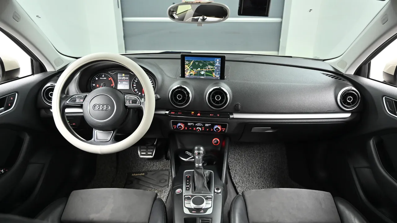 Audi A3 (8V) 35 TDI Dynamic Sportback