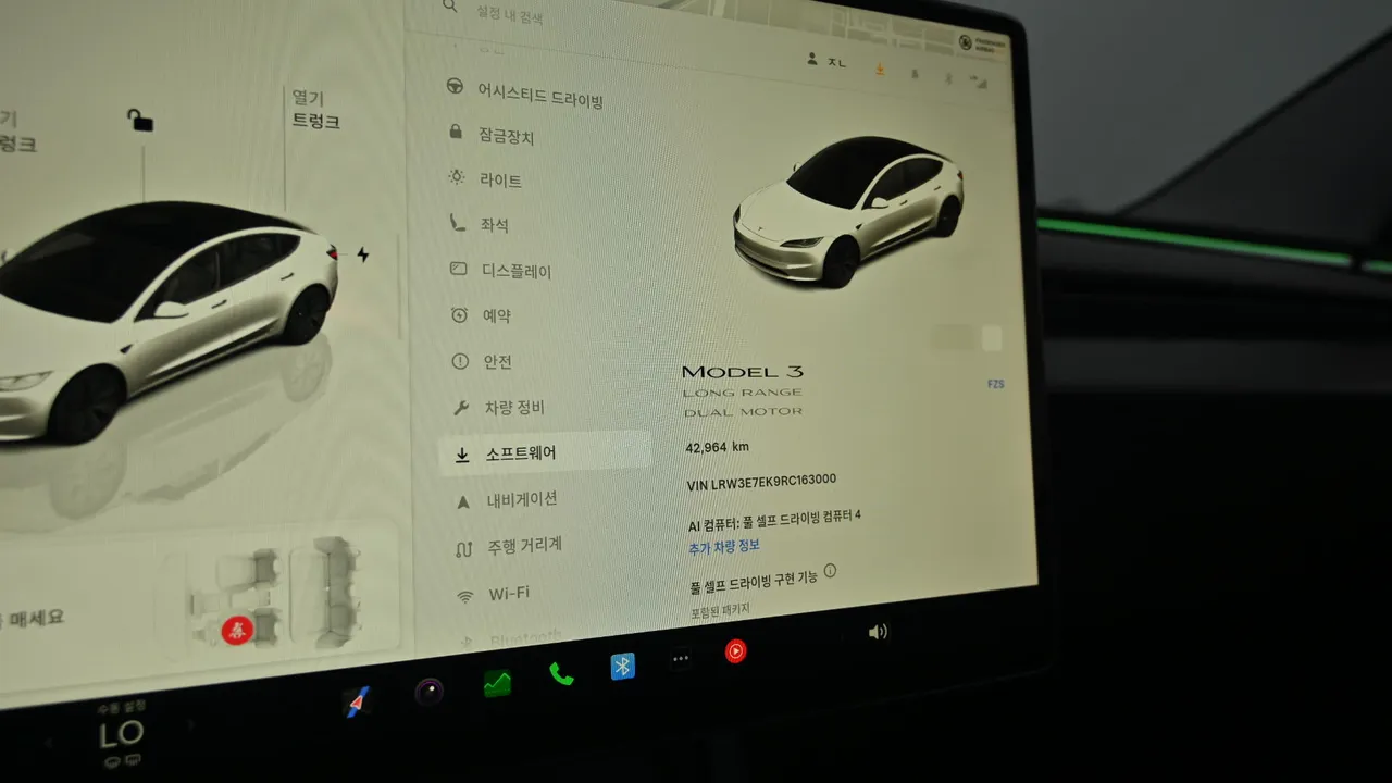 Tesla Model 3 — miniaturë 8
