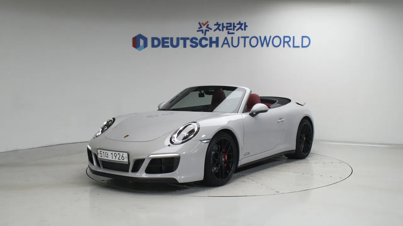 Porsche 911 카레라 GTS 카브리올레 — foto 1