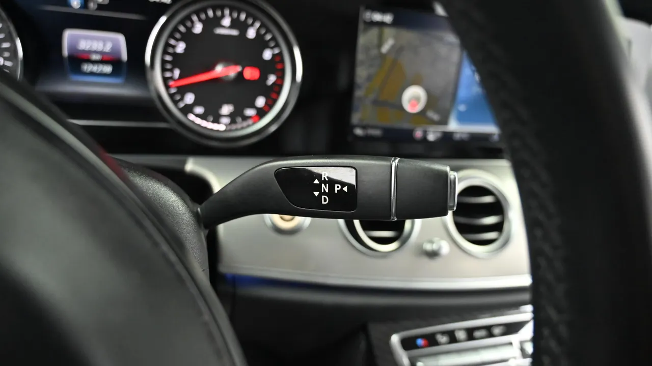 Mercedes-Benz E-klasse — miniaturë 9