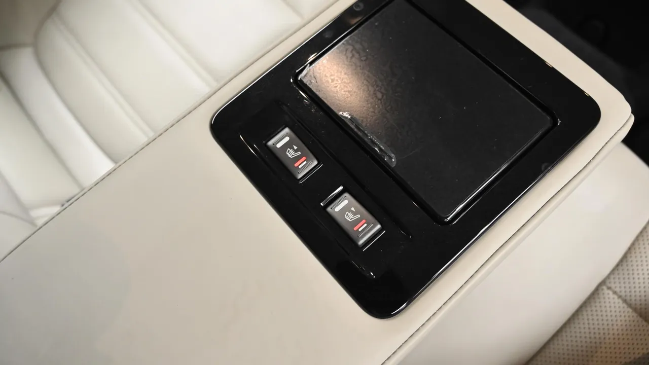 Renault Samsung SM6 — miniaturë 16