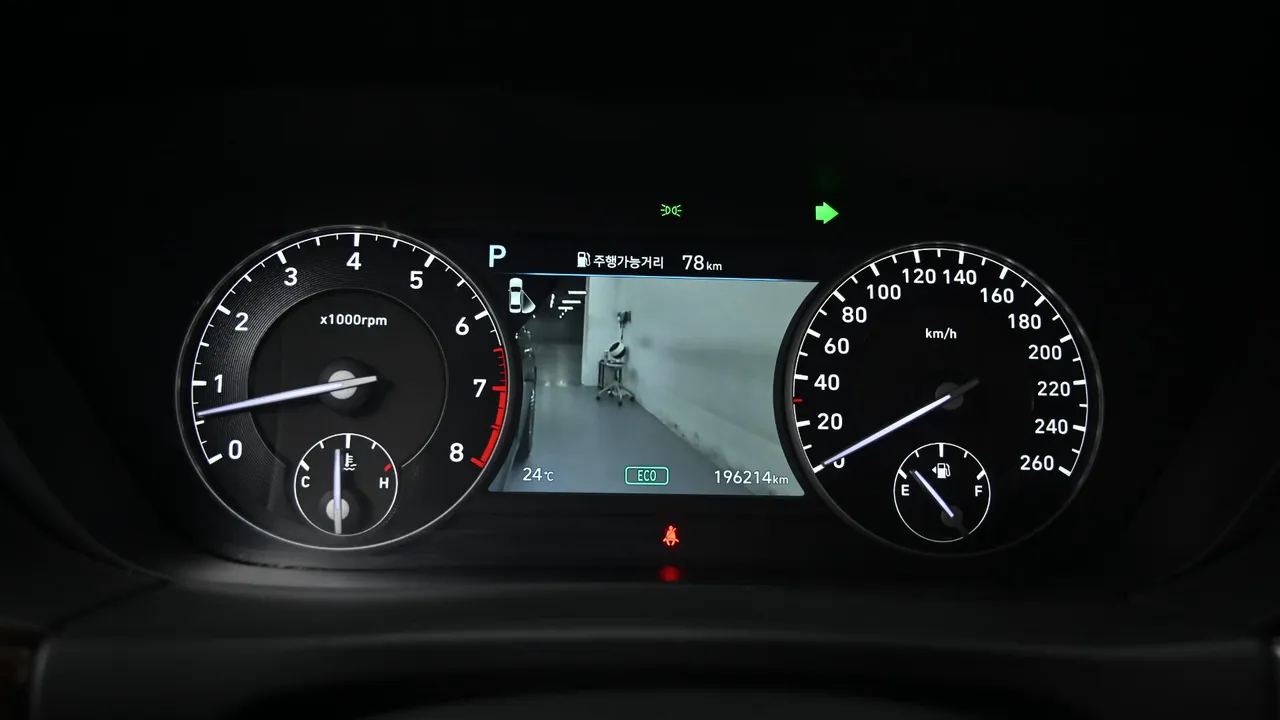 Genesis G90 — miniaturë 8