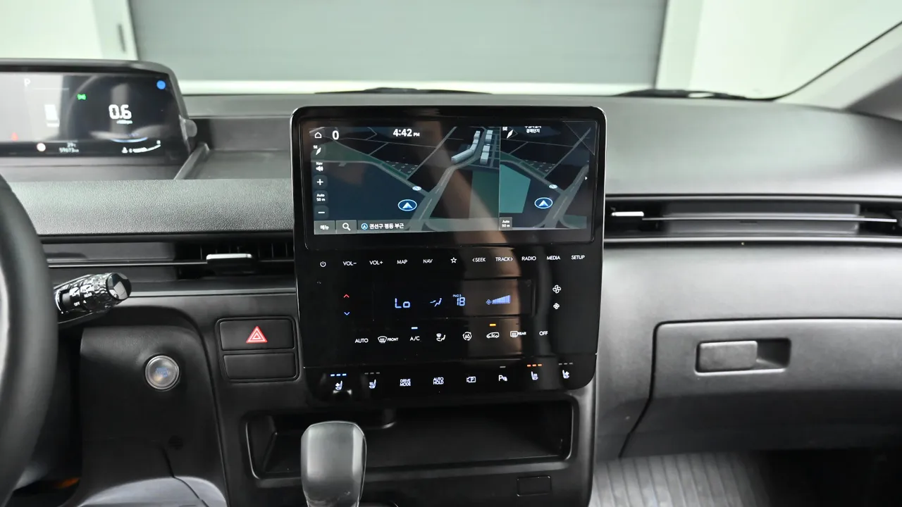 Hyundai Staria — miniaturë 14