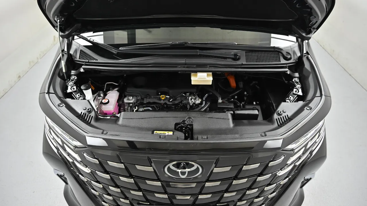 Toyota Alphard — miniaturë 6
