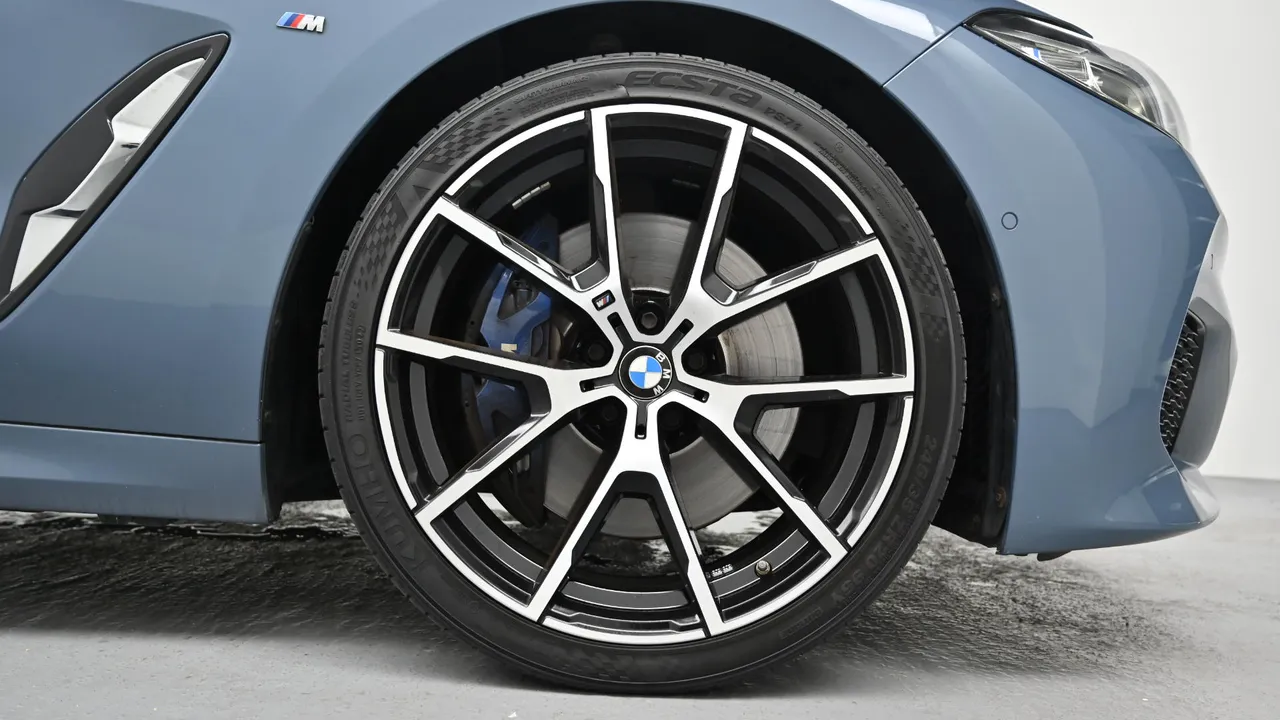 BMW 8er — miniaturë 5