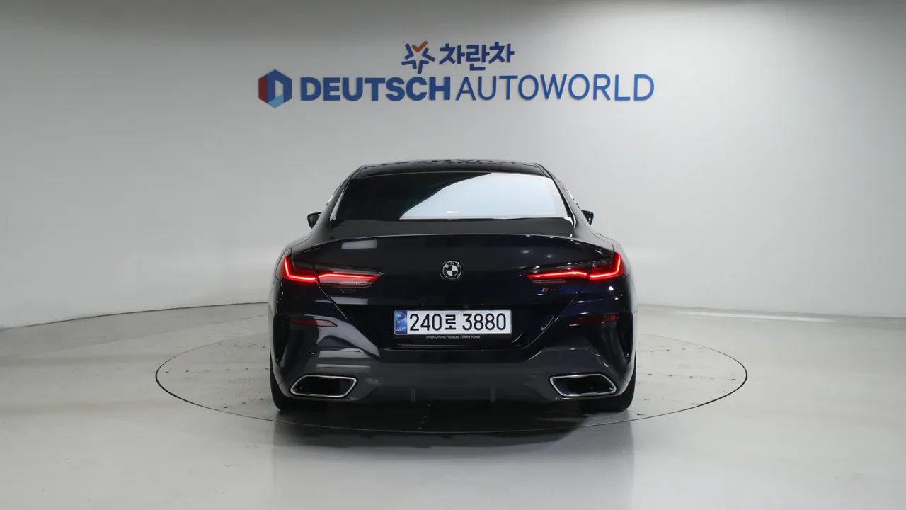BMW 8er — miniaturë 4
