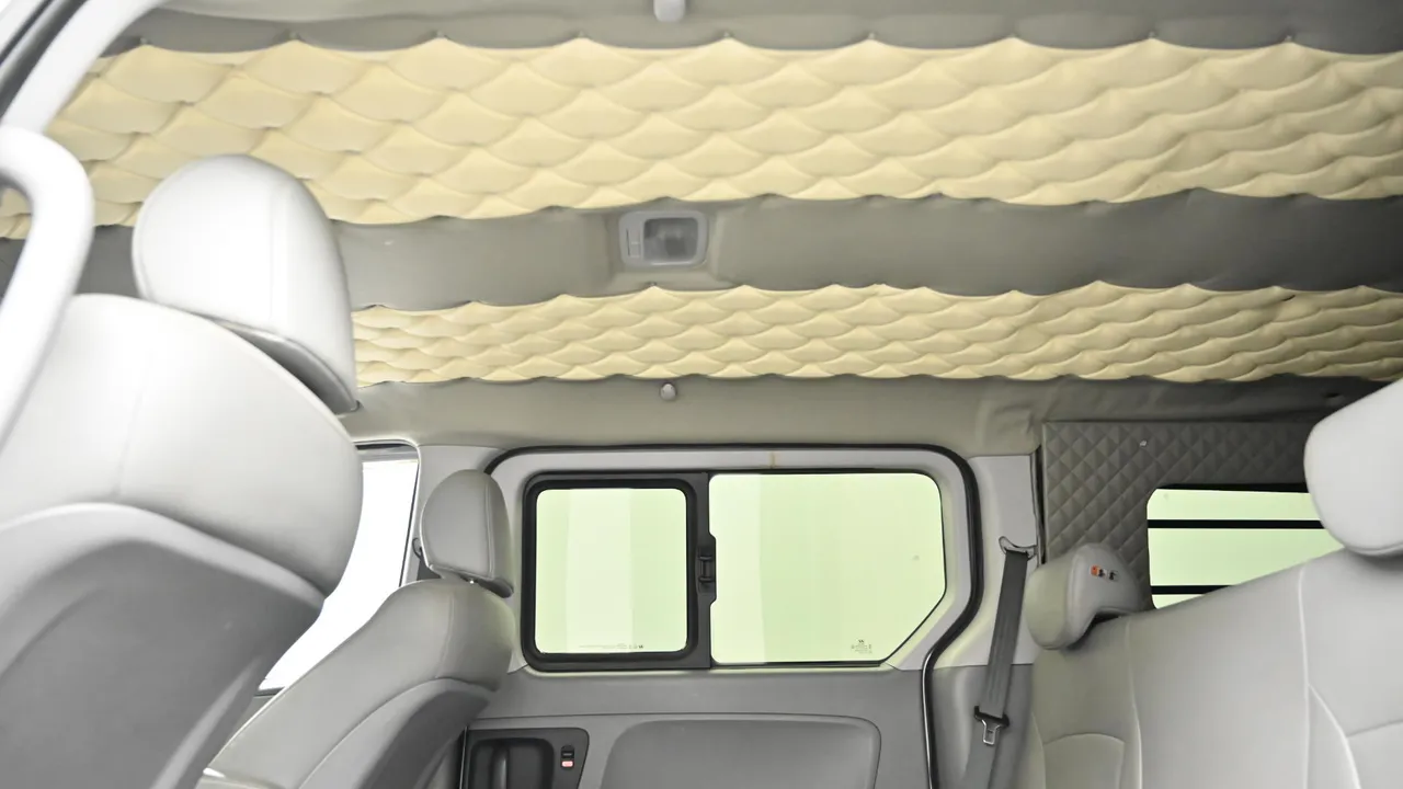 Hyundai Starex — miniaturë 18