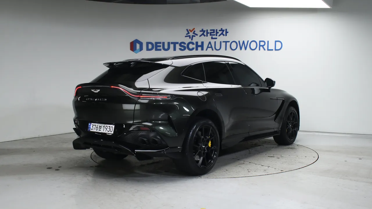 Aston Martin DBX — miniaturë 2