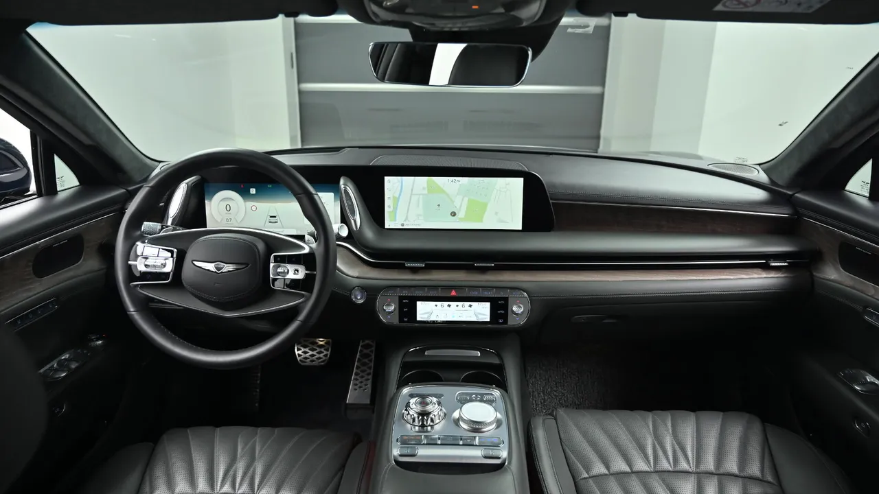 Genesis G90 — miniaturë 7